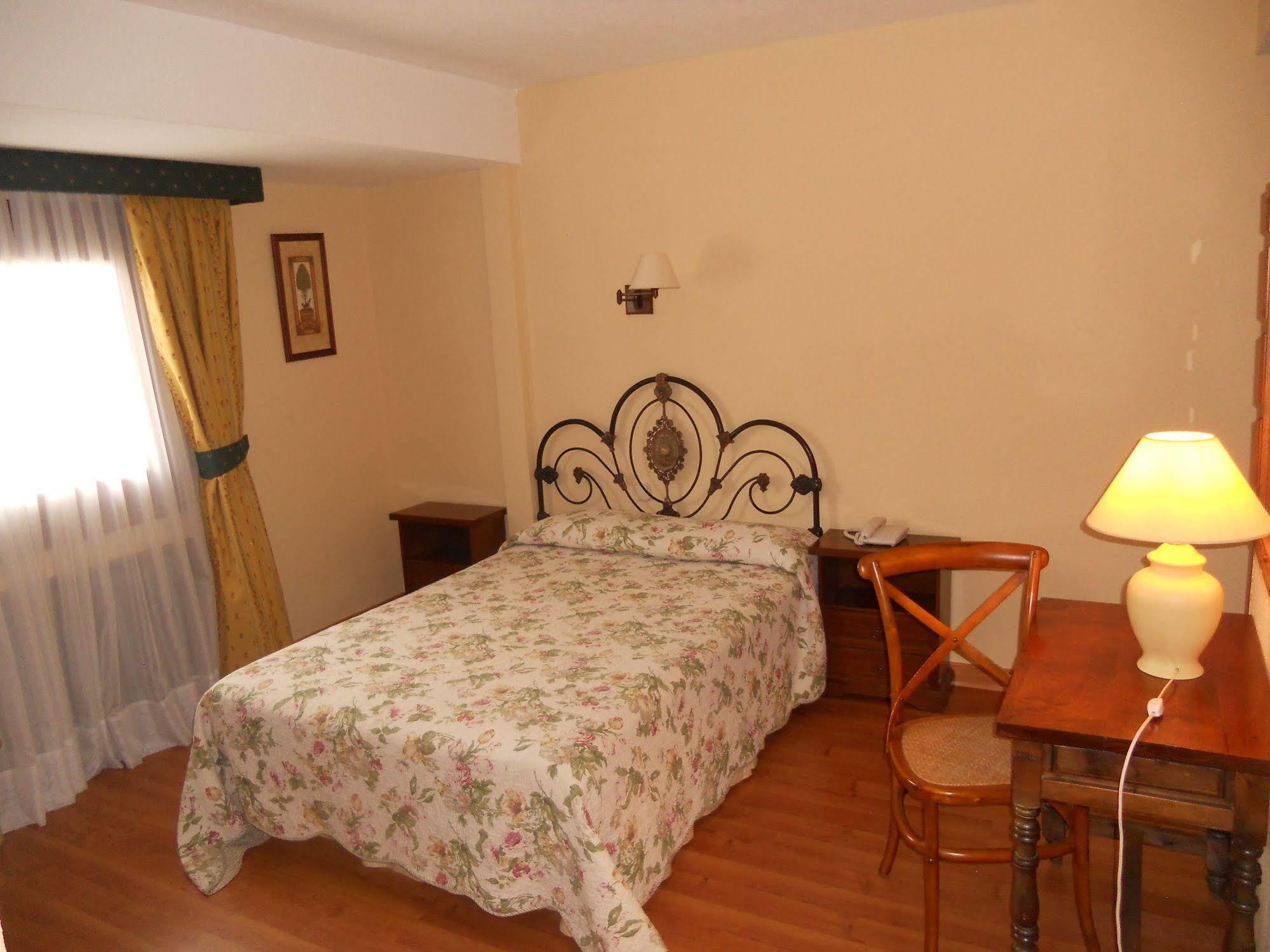 Hotel Rural Las Postas Navacerrada Luaran gambar